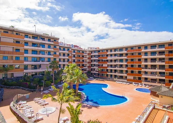 Large Terrace With Views On The Cliffs At Balcon De Gigantes *